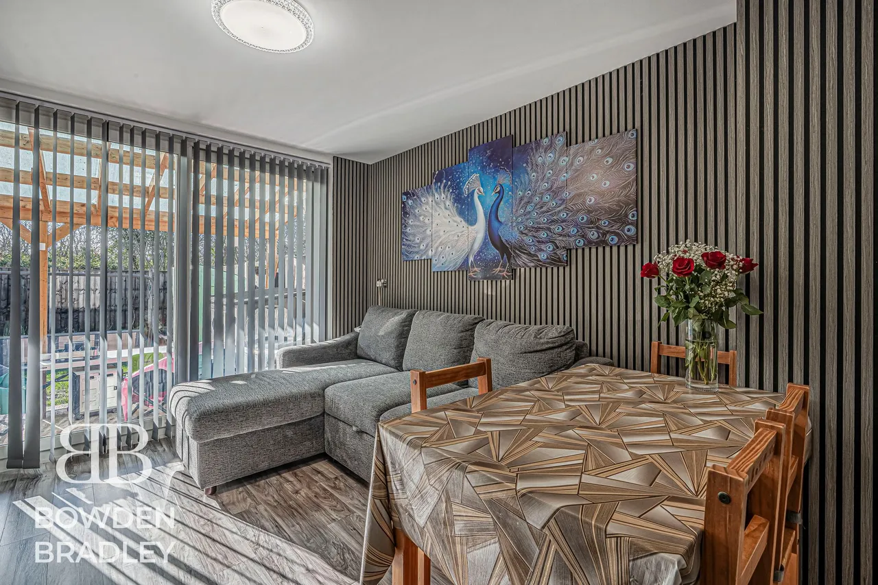Walden Way, Hainault, IG6, photo 4