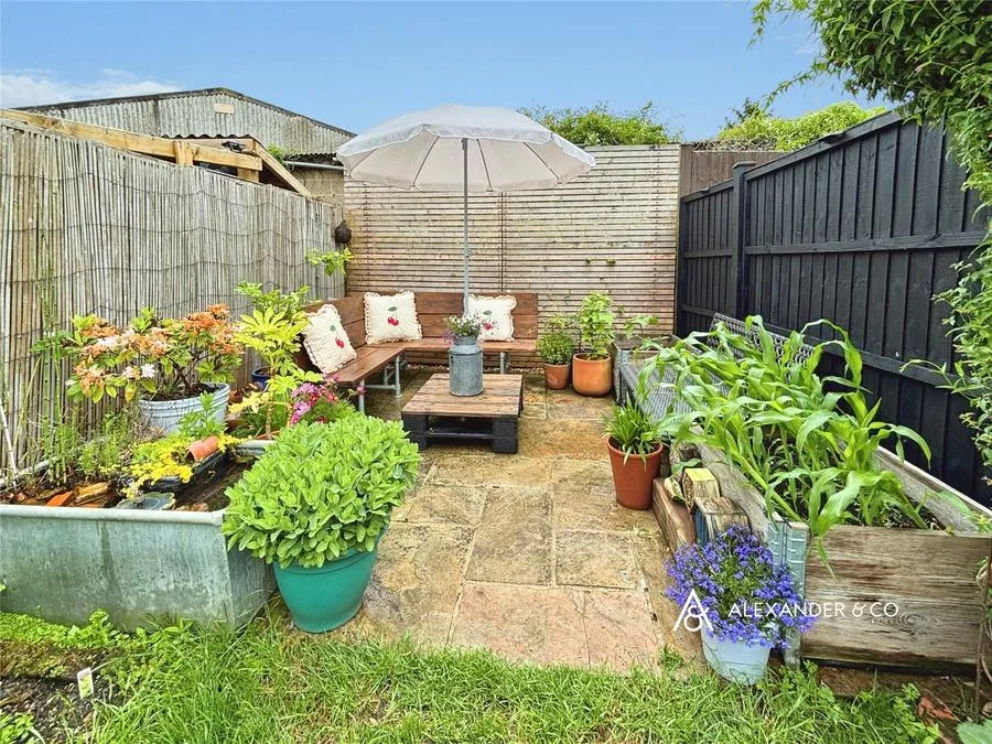 Winslow Road, Great Horwood, MK17, photo 9