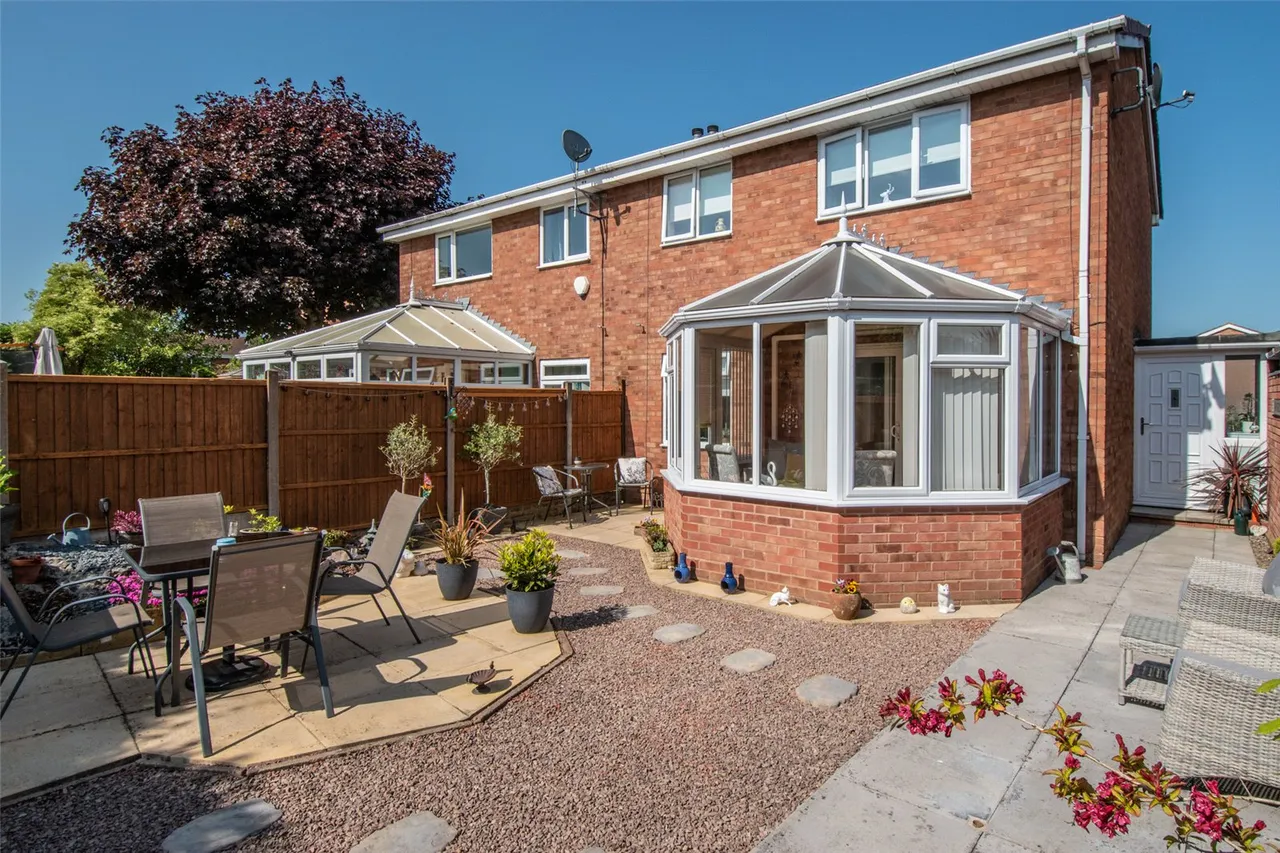 Woburn Close, Bromsgrove, Worcestershire, B61 7PW, photo 2