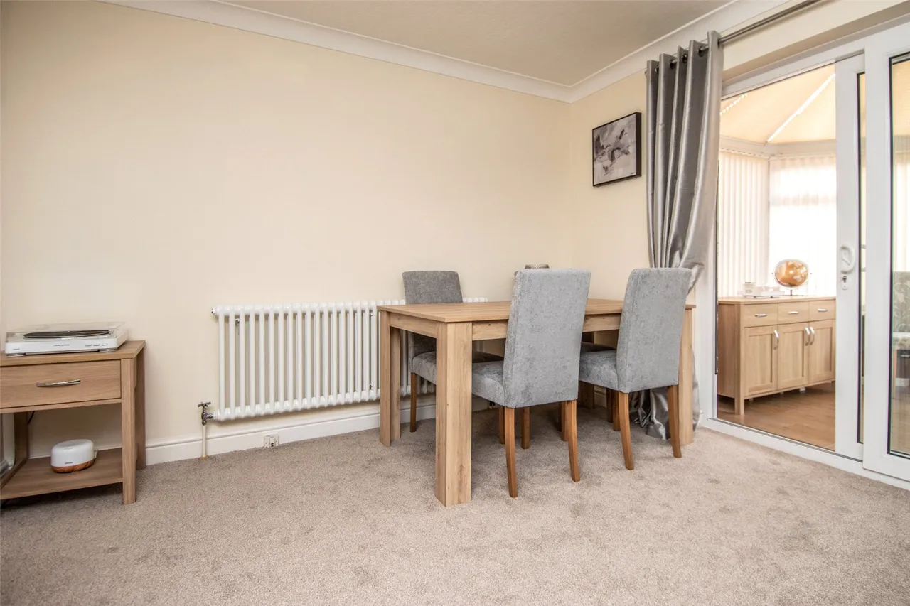 Woburn Close, Bromsgrove, Worcestershire, B61 7PW, photo 6