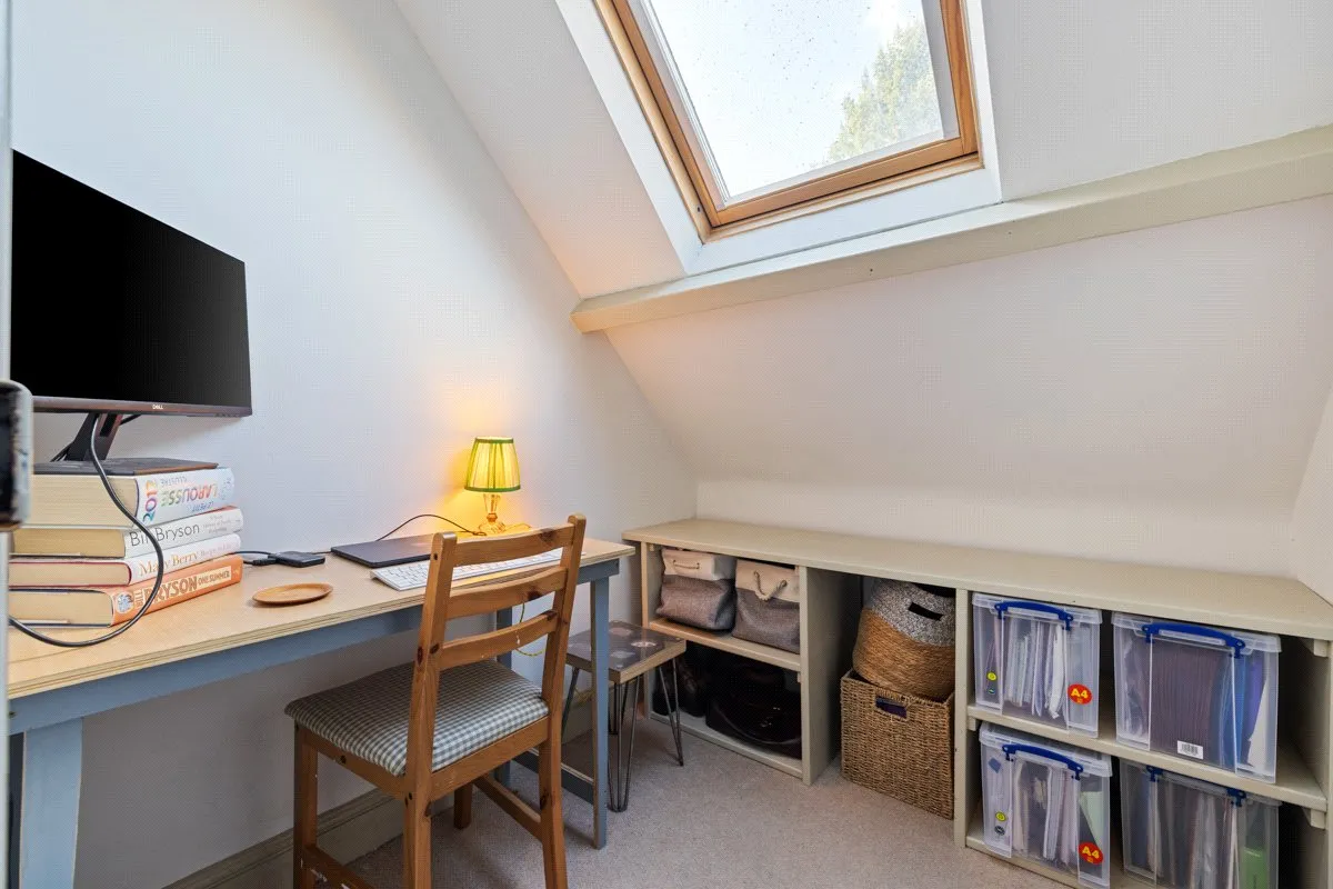 Longdene Road, Haslemere, GU27, photo 19