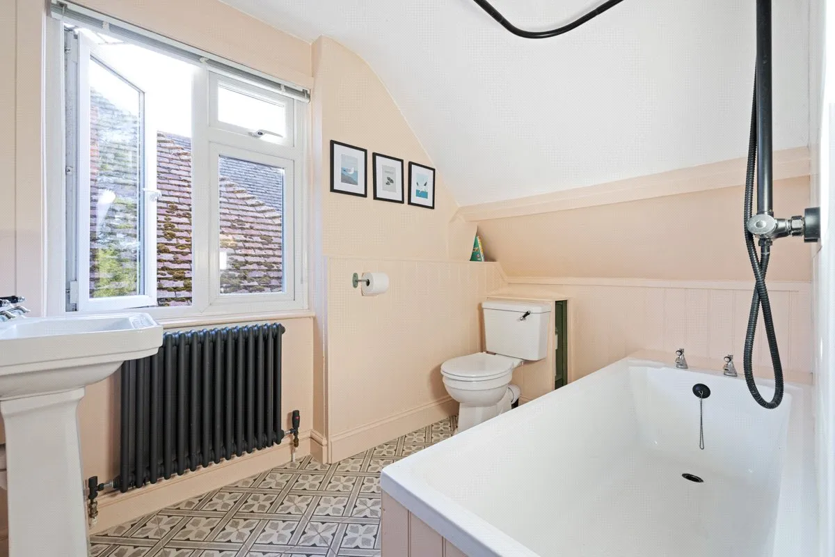 Longdene Road, Haslemere, GU27, photo 7