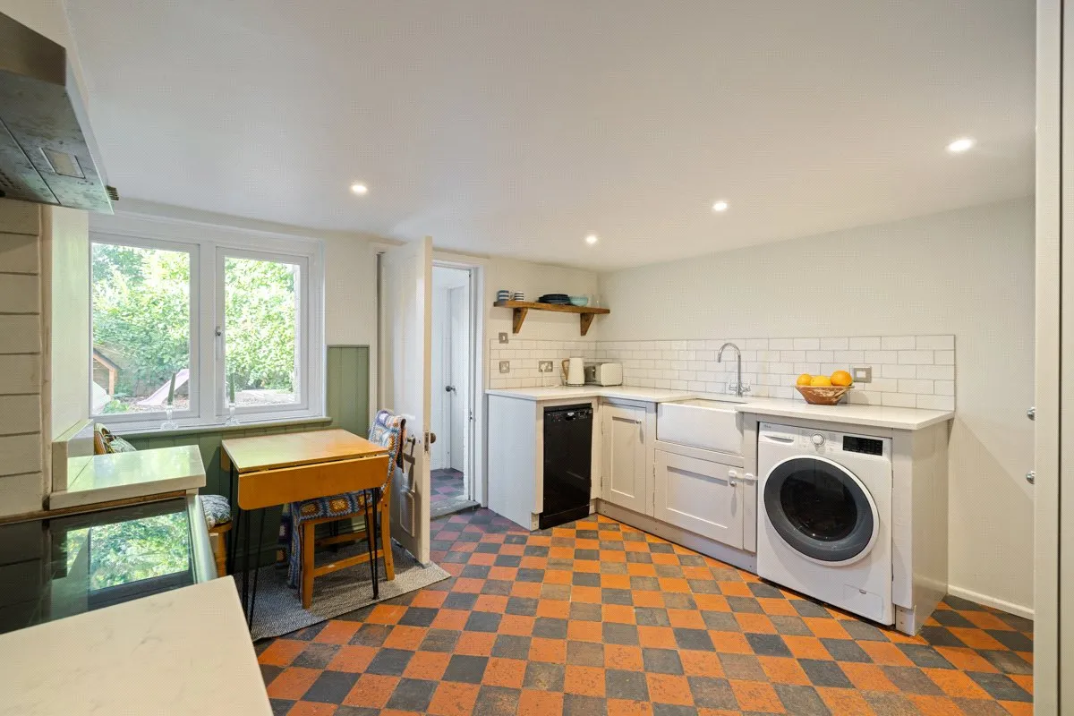 Longdene Road, Haslemere, GU27, photo 9