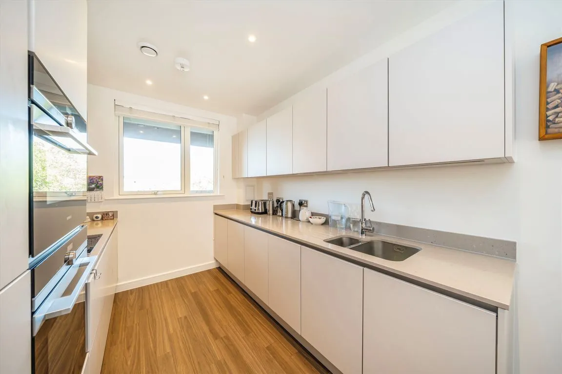 Bollo Bridge Road, W3, photo 3