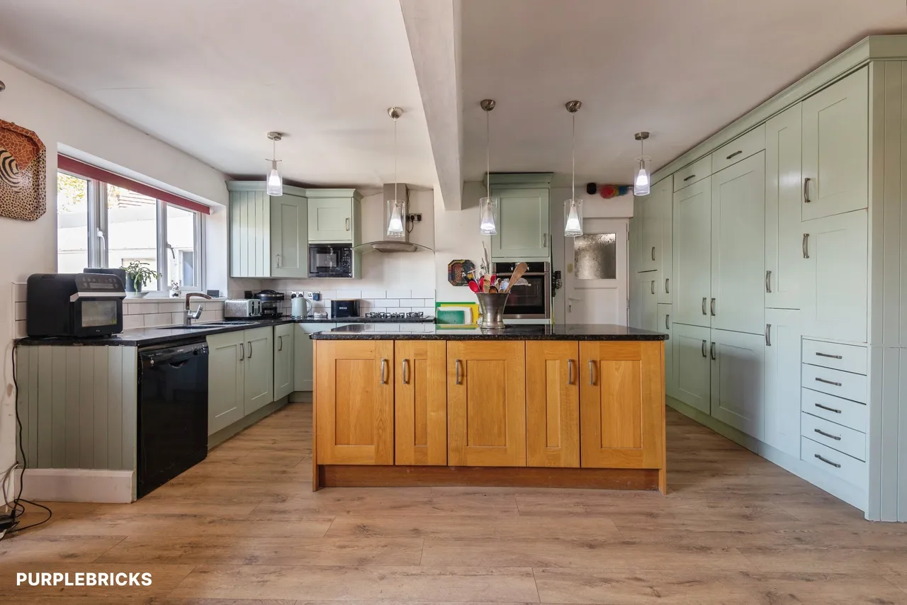 Ashcott Drive, Burnham-On-Sea, TA8, photo 5