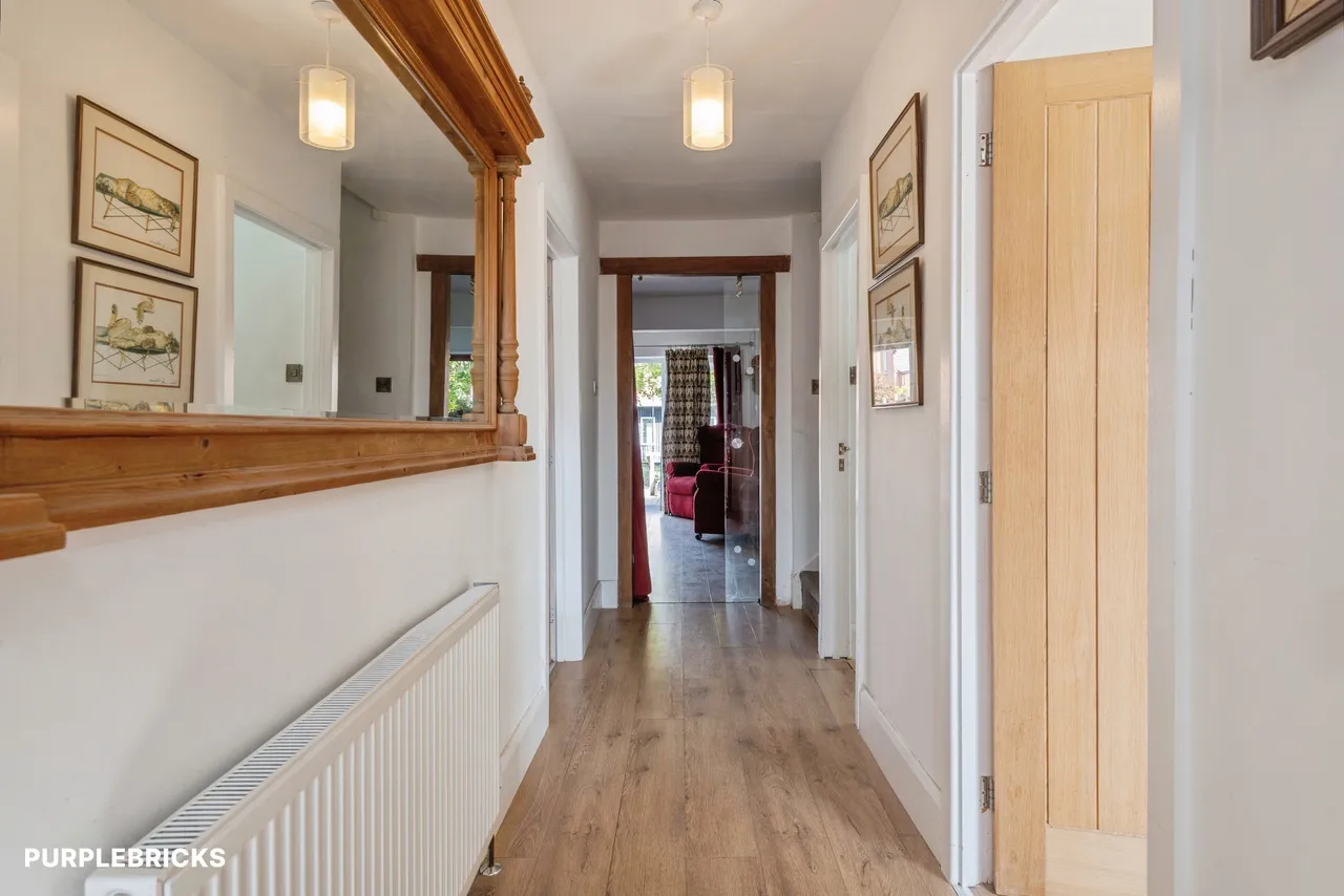 Ashcott Drive, Burnham-On-Sea, TA8, photo 3