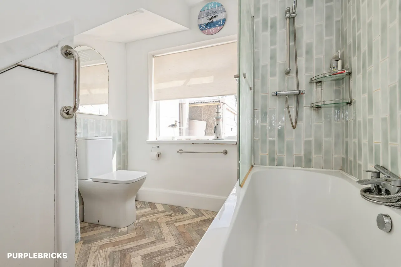 Ashcott Drive, Burnham-On-Sea, TA8, photo 20