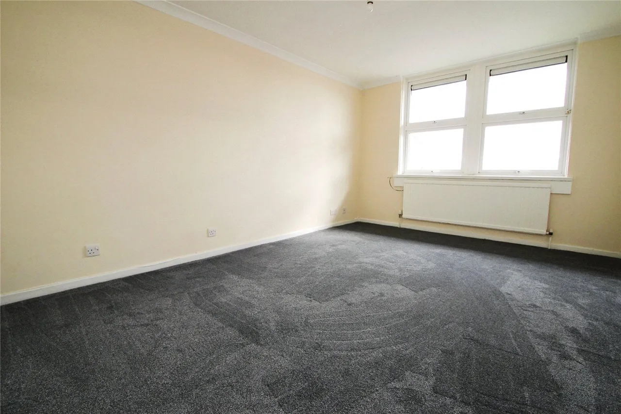 Myrtle Road, Harold Hill, RM3, photo 3
