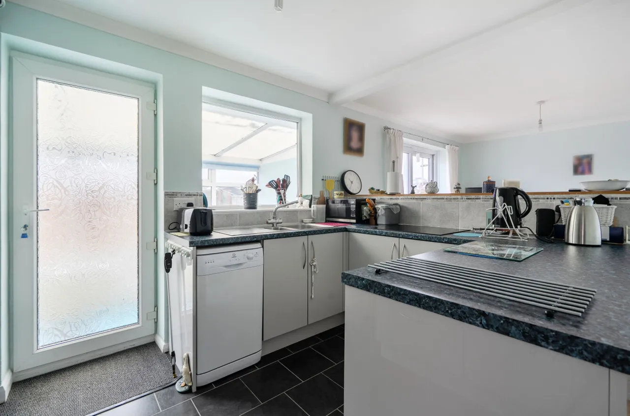 Gill Way, Selsey, PO20, photo 9