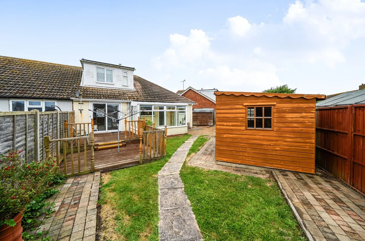 Gill Way, Selsey, PO20, photo 17