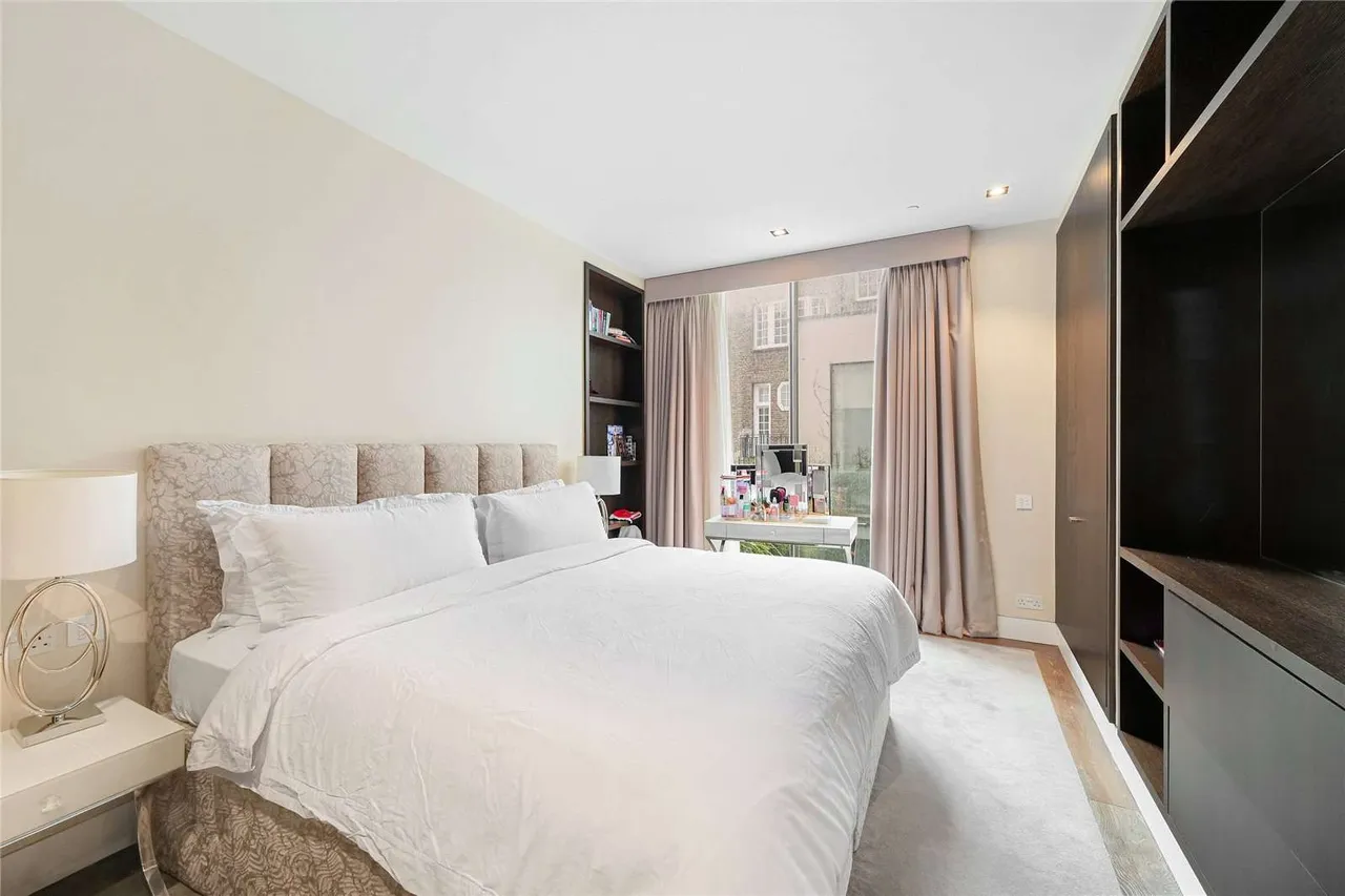 Buckingham Gate, St. James's, London, SW1E 6LB, photo 7