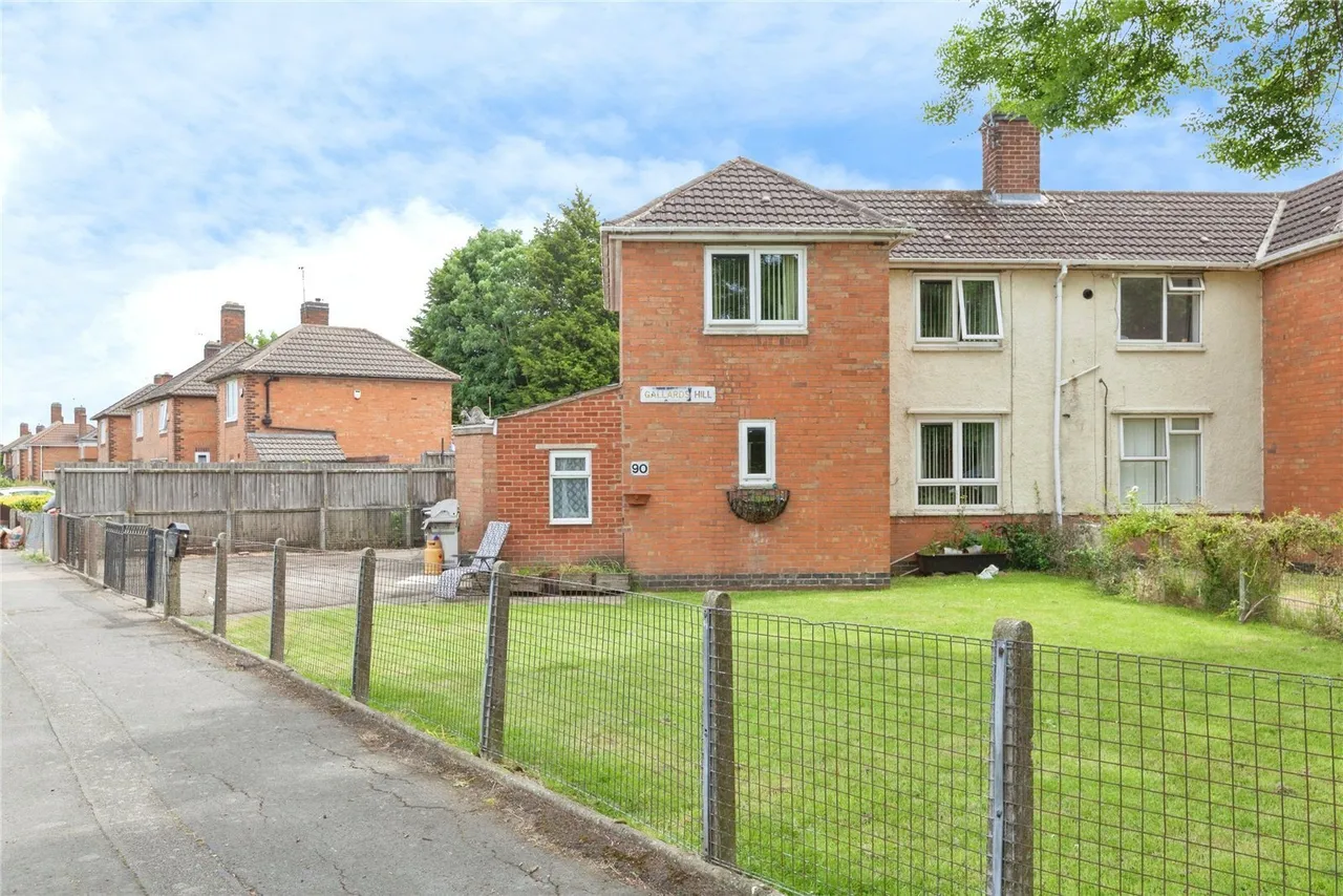 2 bed house for sale, Gallards Hill, Braunstone, LE3