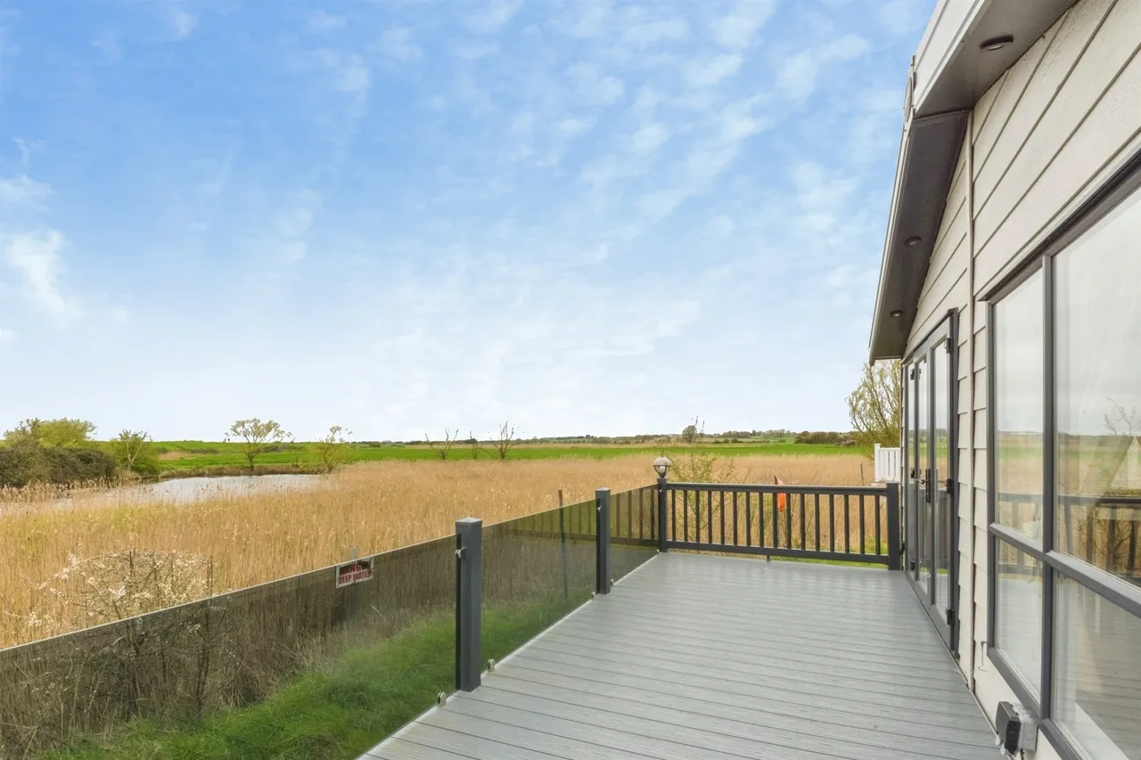 Low Road, Harwich, photo 2