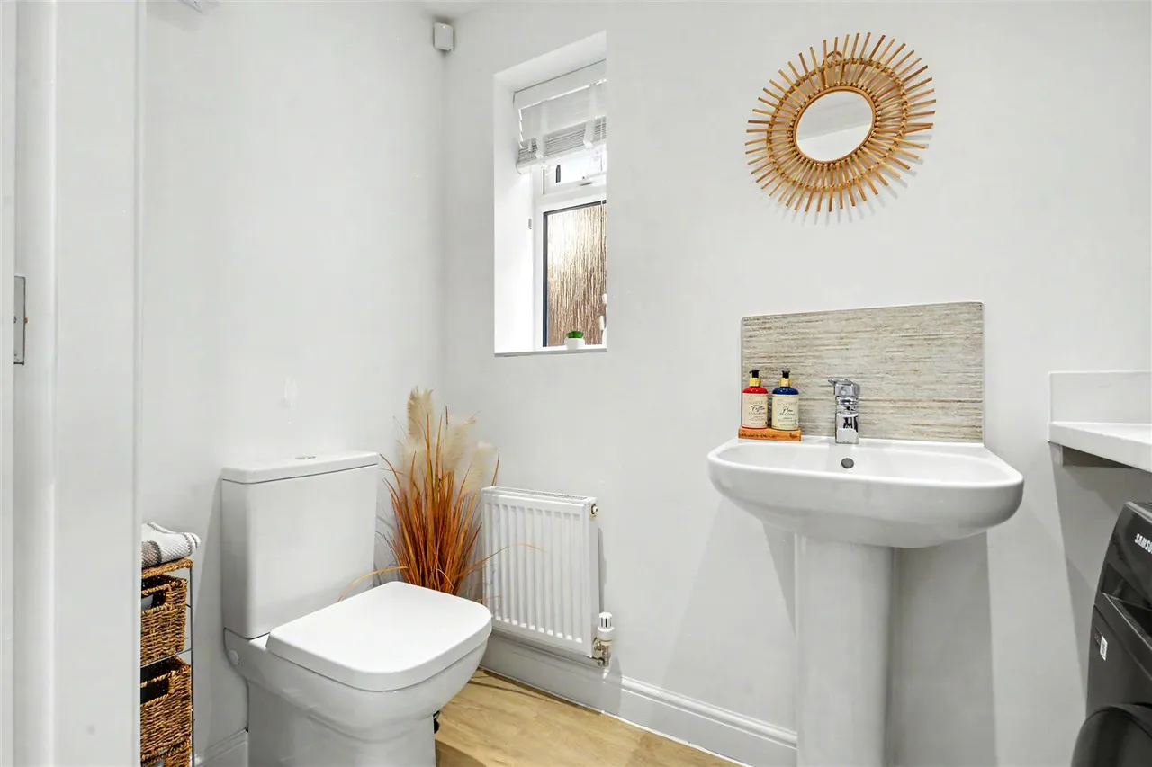 Berne Close, Bestwood Village, NG6, photo 9