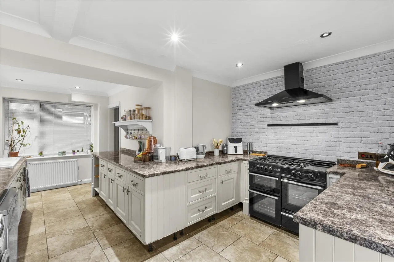 Chiltern Avenue, High Wycombe, HP12, photo 5