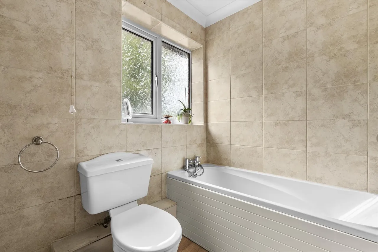Chiltern Avenue, High Wycombe, HP12, photo 8