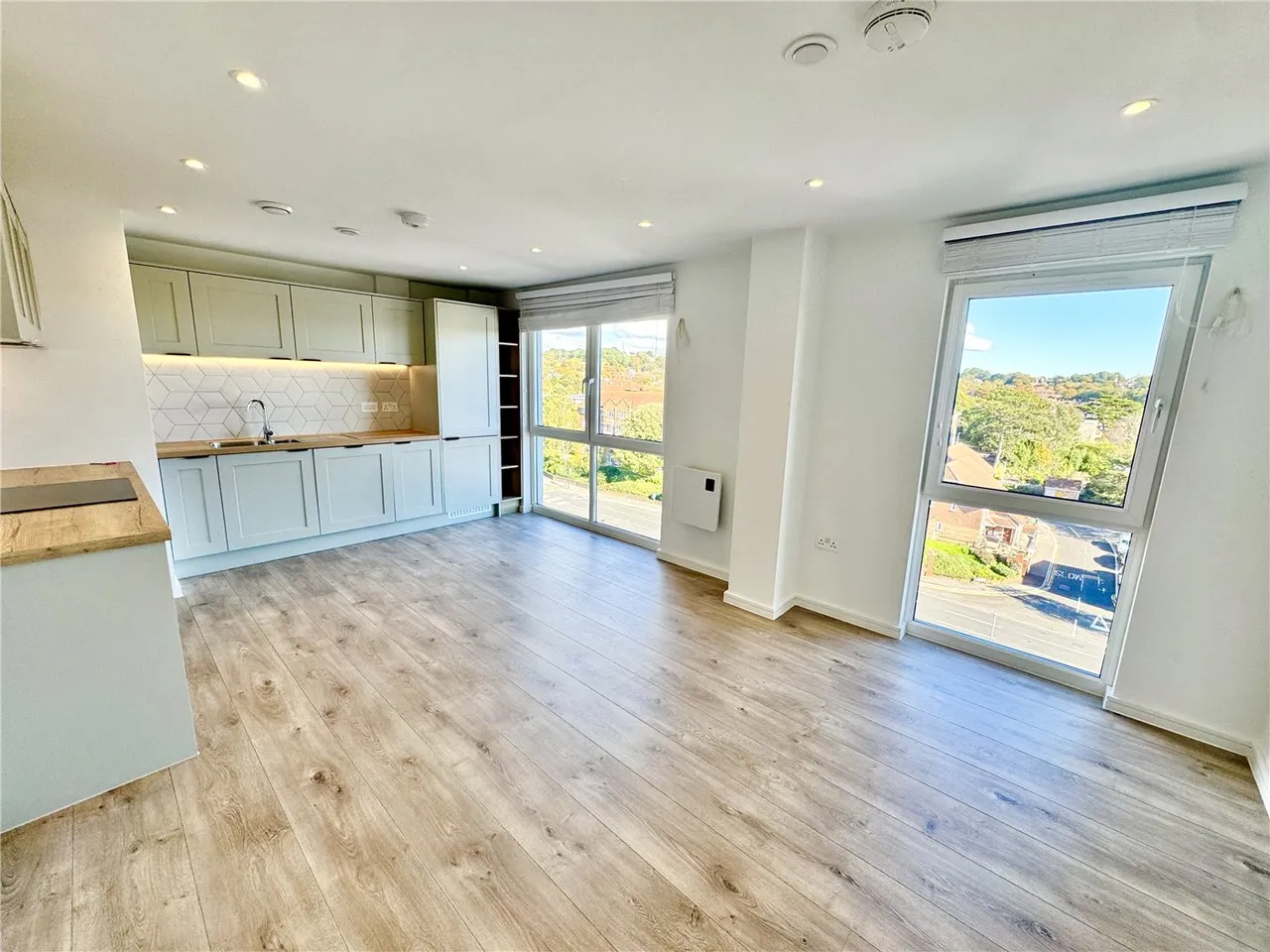 Park Road, Poole, Dorset, BH15, photo 2