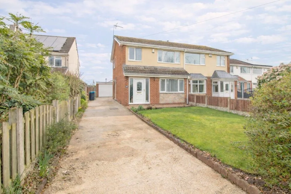 3 bed house for sale — Capenhurst Lane, Whitby, Cheshire, CH65