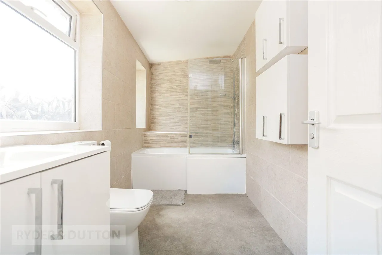 Grovewood Close, Ashton-under-Lyne, OL7, photo 22