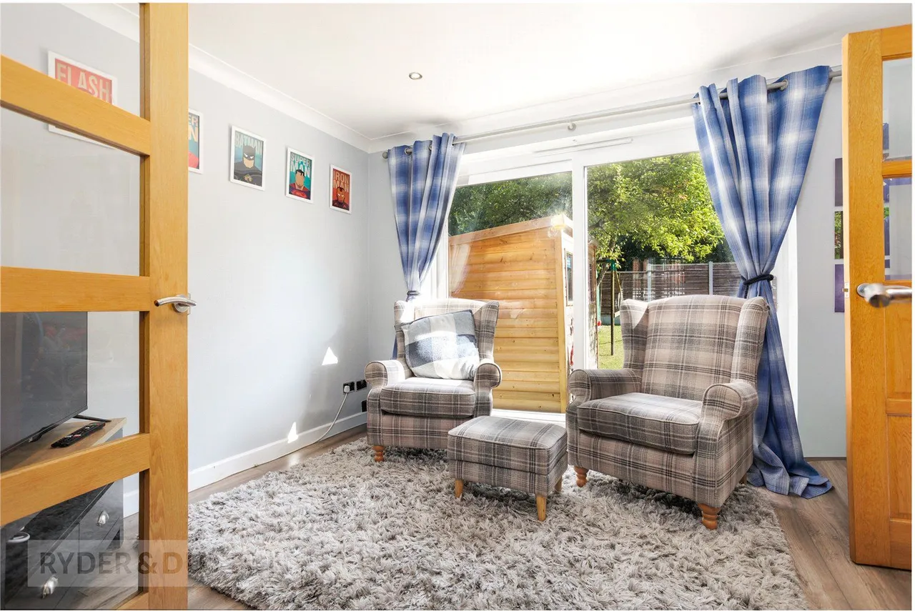 Grovewood Close, Ashton-under-Lyne, OL7, photo 10