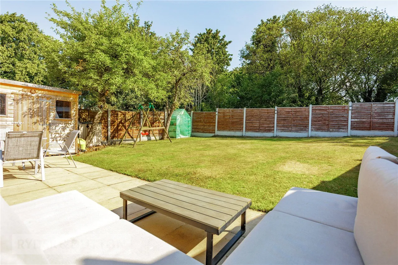 Grovewood Close, Ashton-under-Lyne, OL7, photo 24