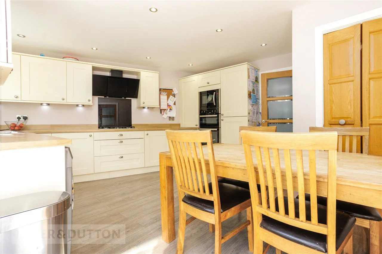 Grovewood Close, Ashton-under-Lyne, OL7, photo 2