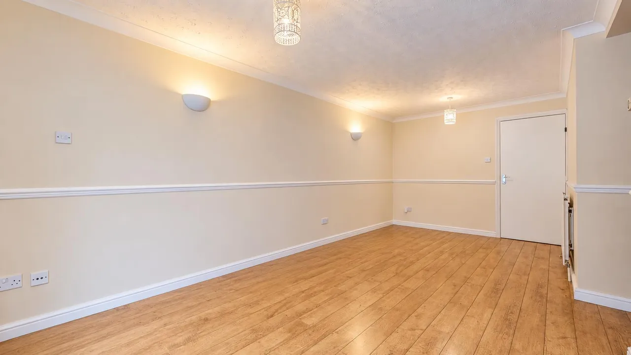 Wellfield Court, Willen, photo 4