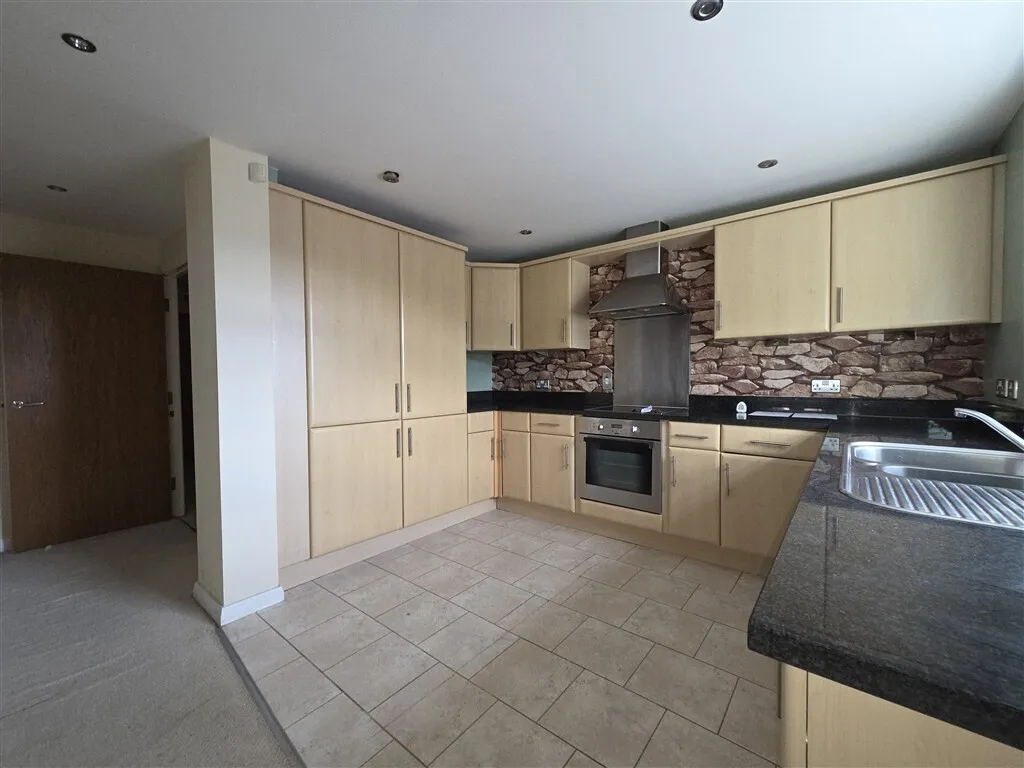Canal Road, Riddlesden, BD20, photo 15