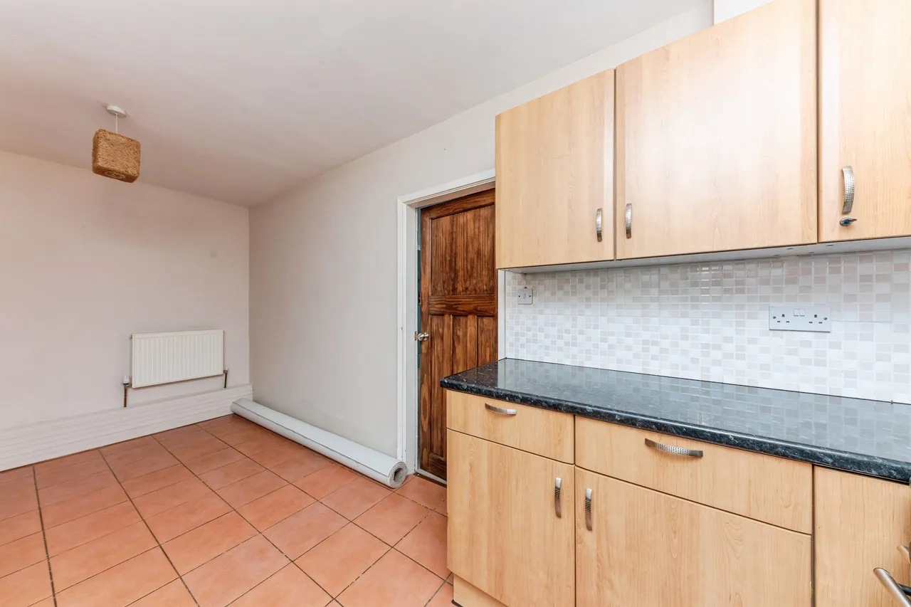 Mount Pleasant Avenue, Louth, photo 6