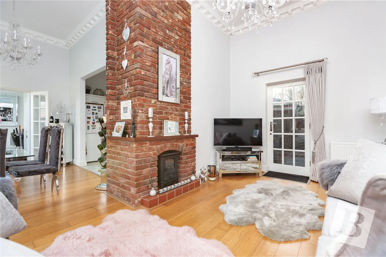 Thorndon Hall, Thorndon Park, Ingrave, Brentwood, CM13, photo 6