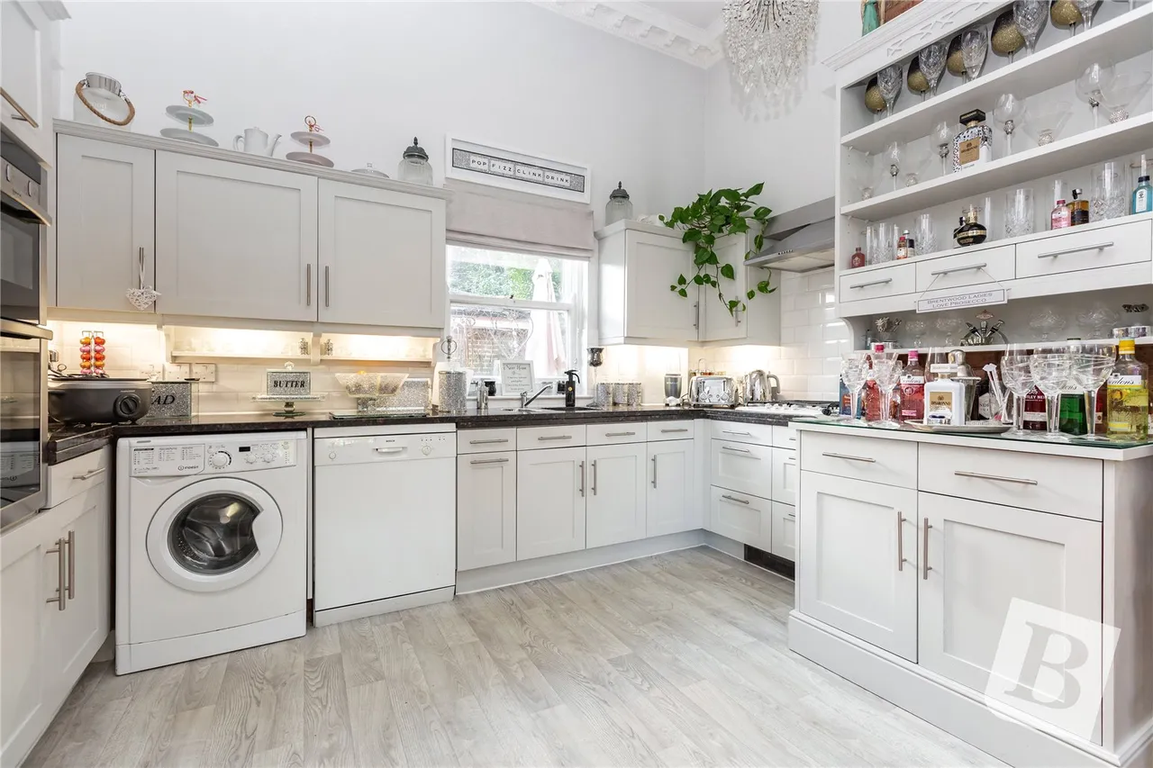 Thorndon Hall, Thorndon Park, Ingrave, Brentwood, CM13, photo 8