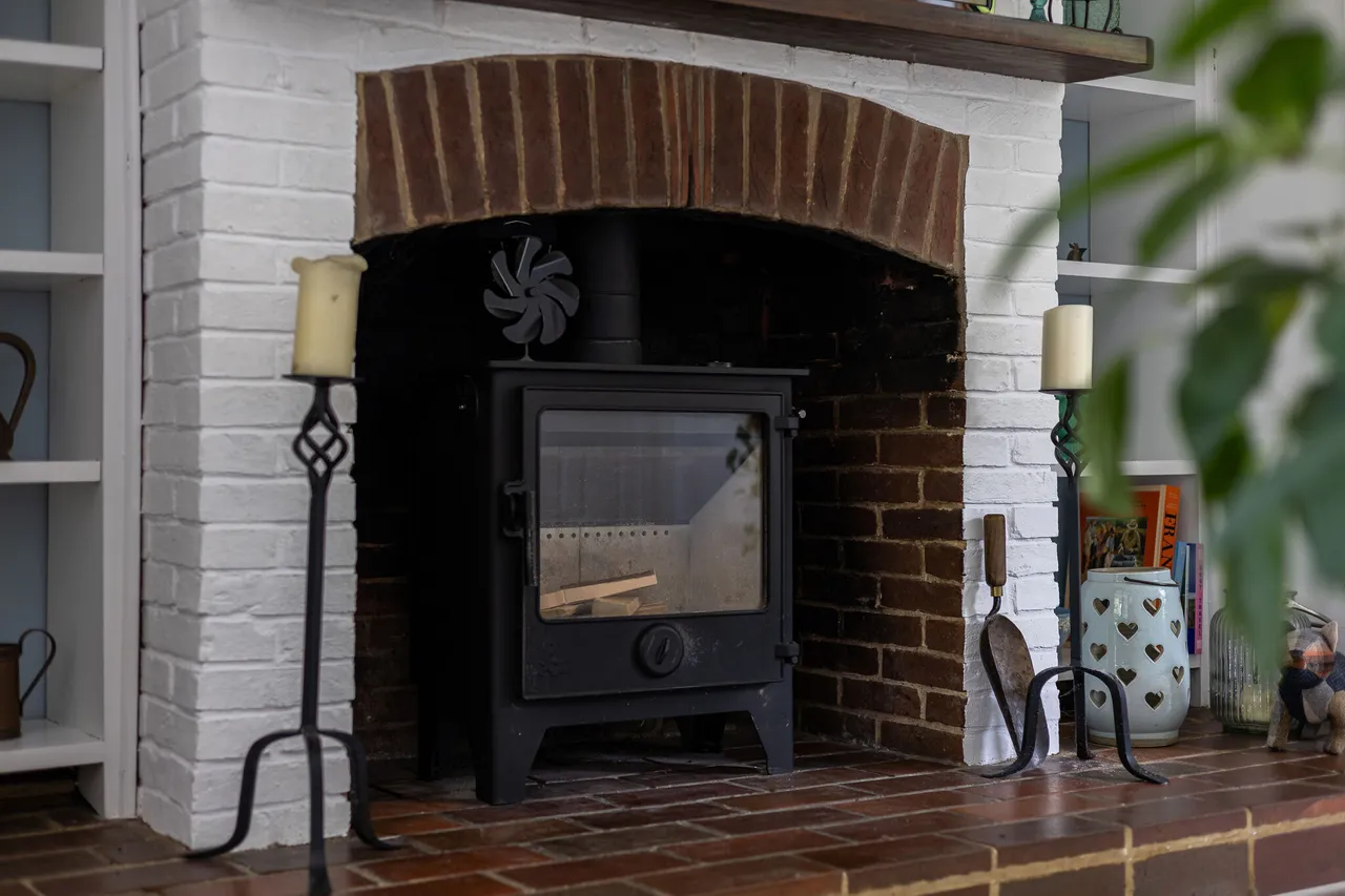 Beech Avenue, Effingham, KT24, photo 6