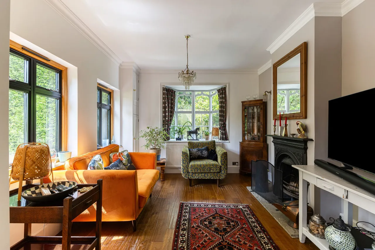 Beech Avenue, Effingham, KT24, photo 8