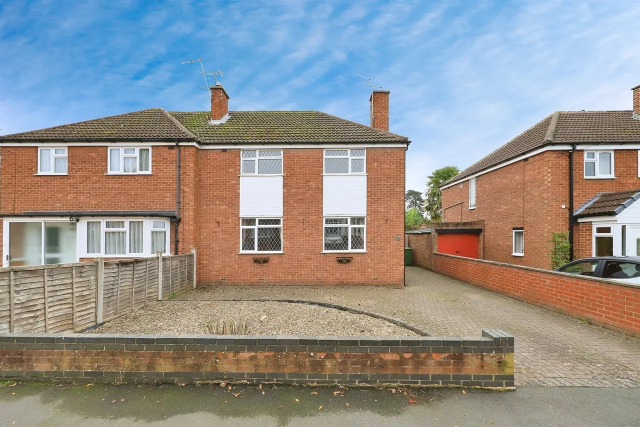 3 bed house for sale — Francis Road, Stourport-On-Severn