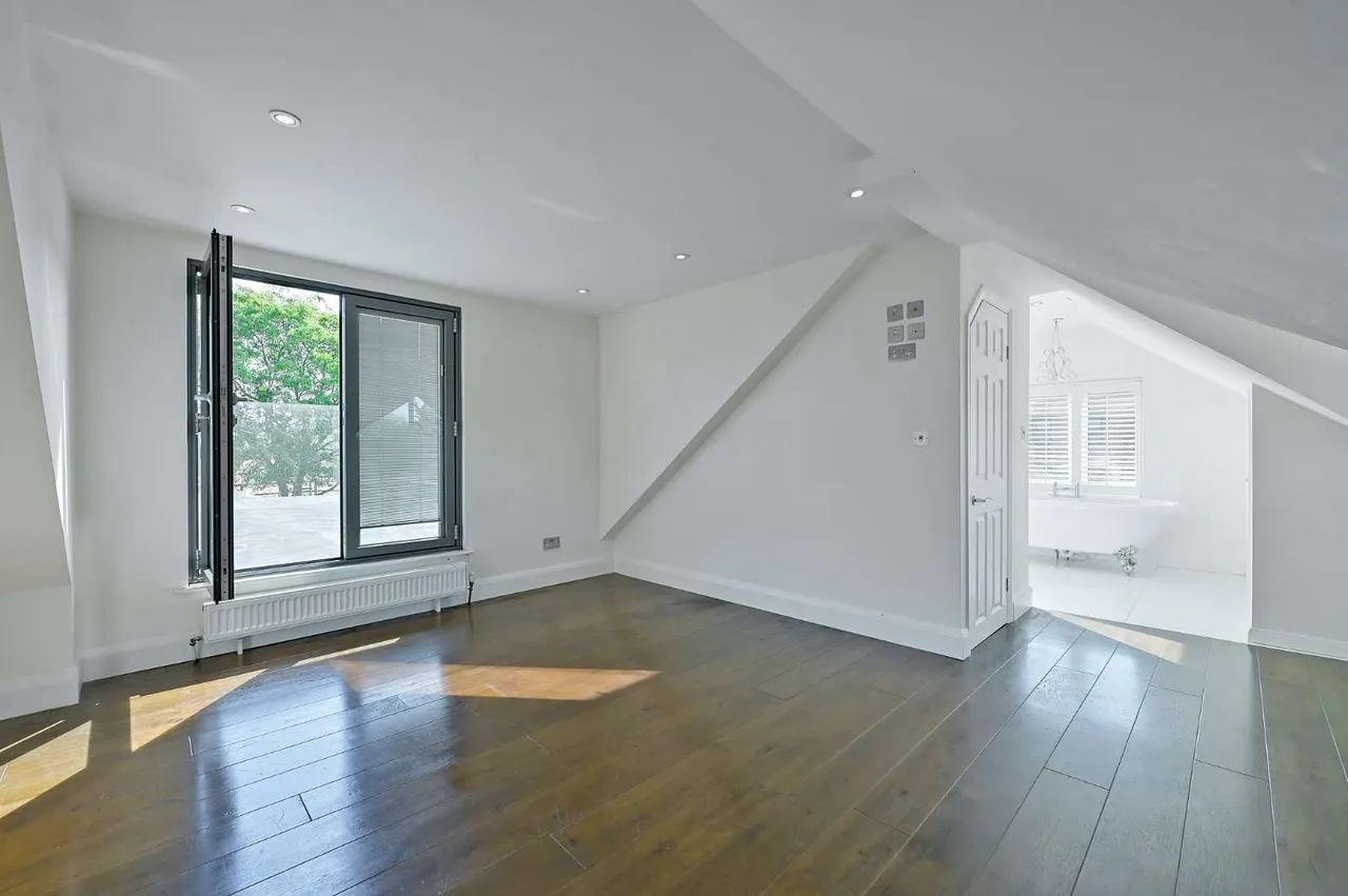 Fifield Road, Fifield, SL6, photo 14