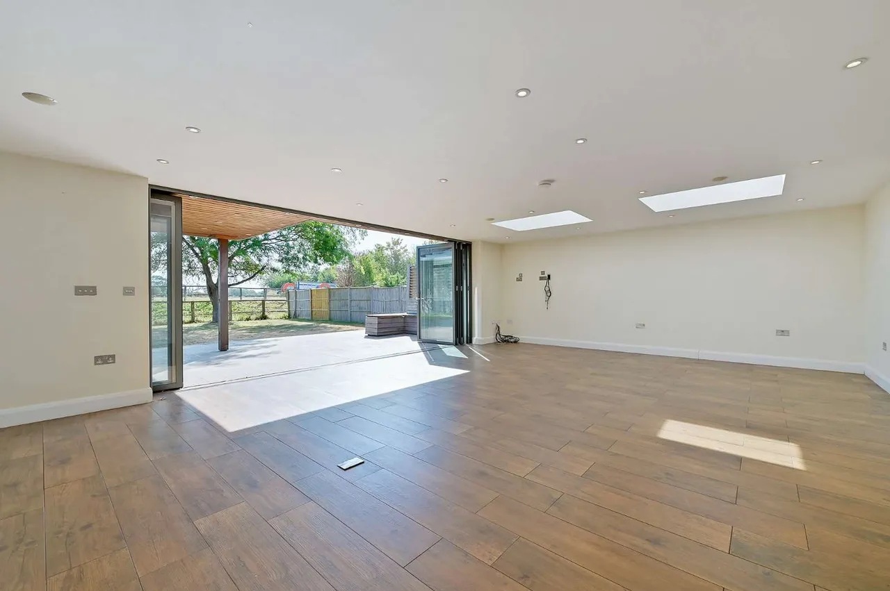 Fifield Road, Fifield, SL6, photo 5