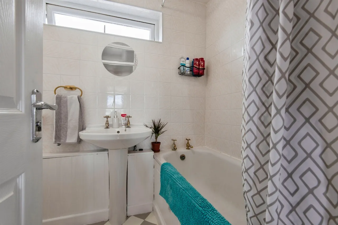 Ely Close, Stevenage, SG1, photo 16