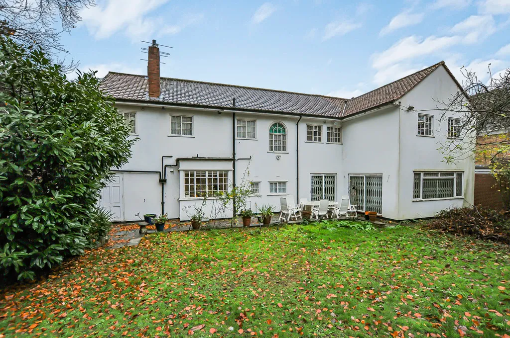 Swakeleys Road, Ickenham, UB10, photo 38