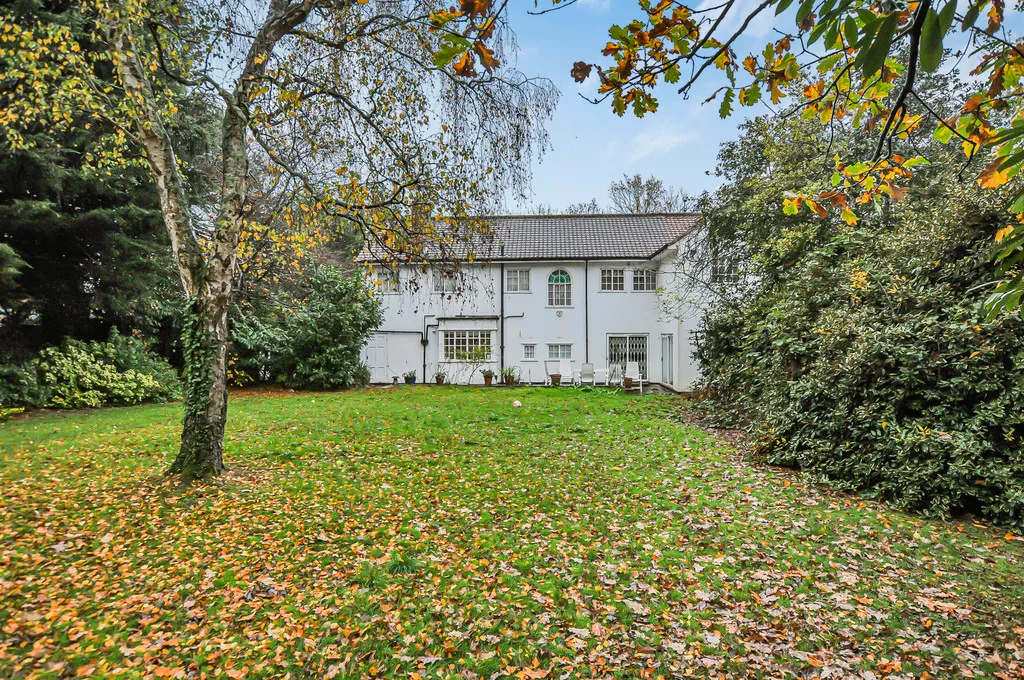 Swakeleys Road, Ickenham, UB10, photo 4
