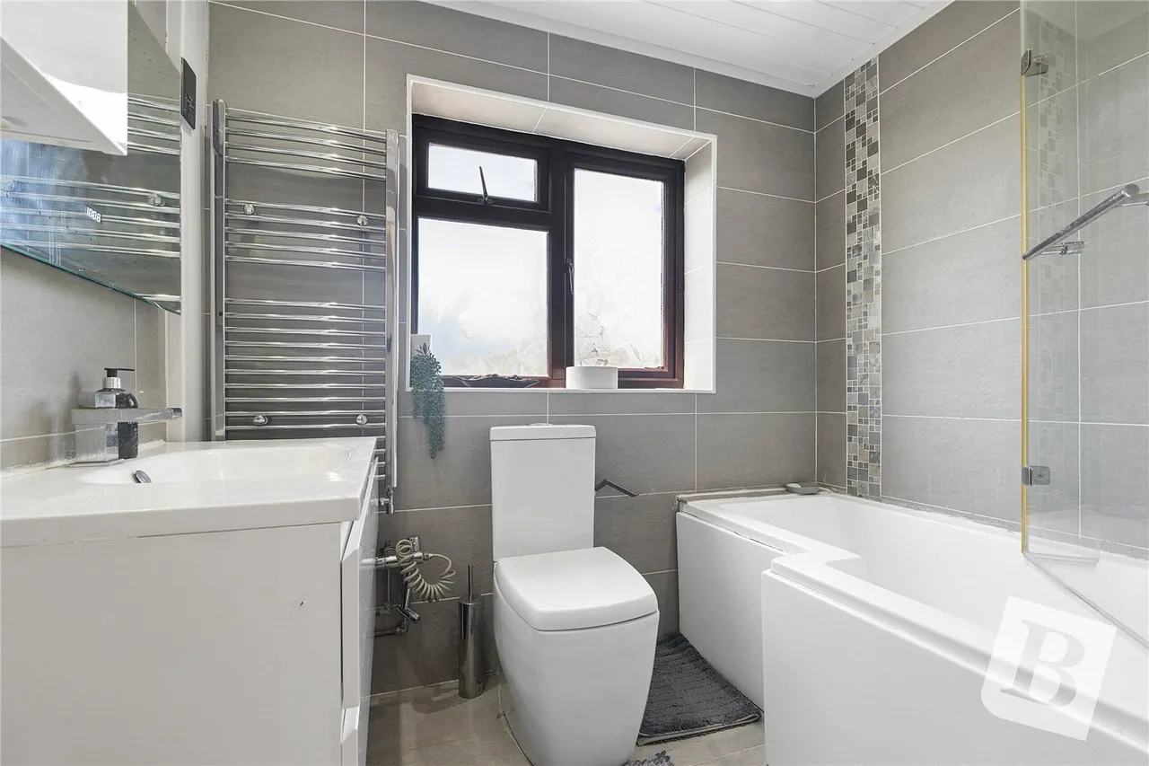 Epping Close, Romford, RM7, photo 11