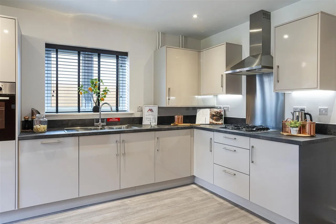 Buckenham Road, Attleborough, photo 7