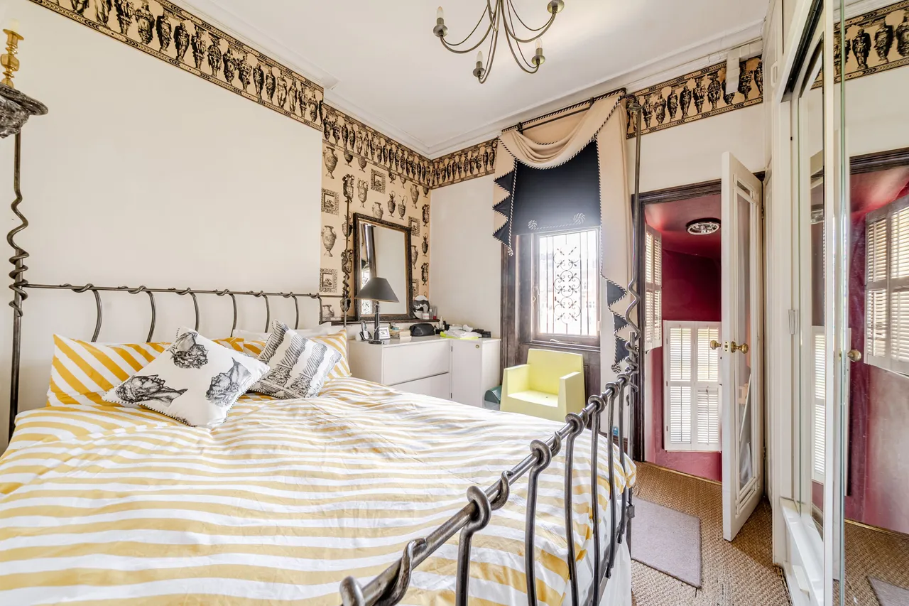 Flat 3, 30 Roland Gardens, London, photo 11