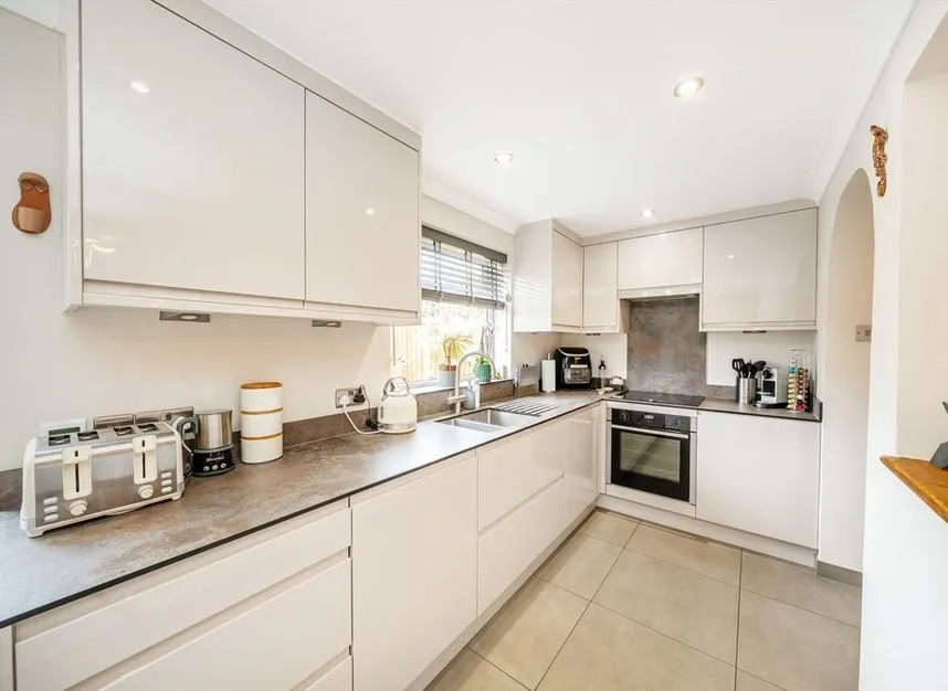 Meadow Close, Whitton, TW4, photo 4
