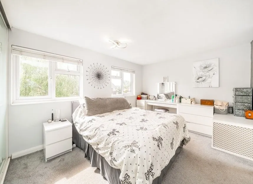 Meadow Close, Whitton, TW4, photo 5