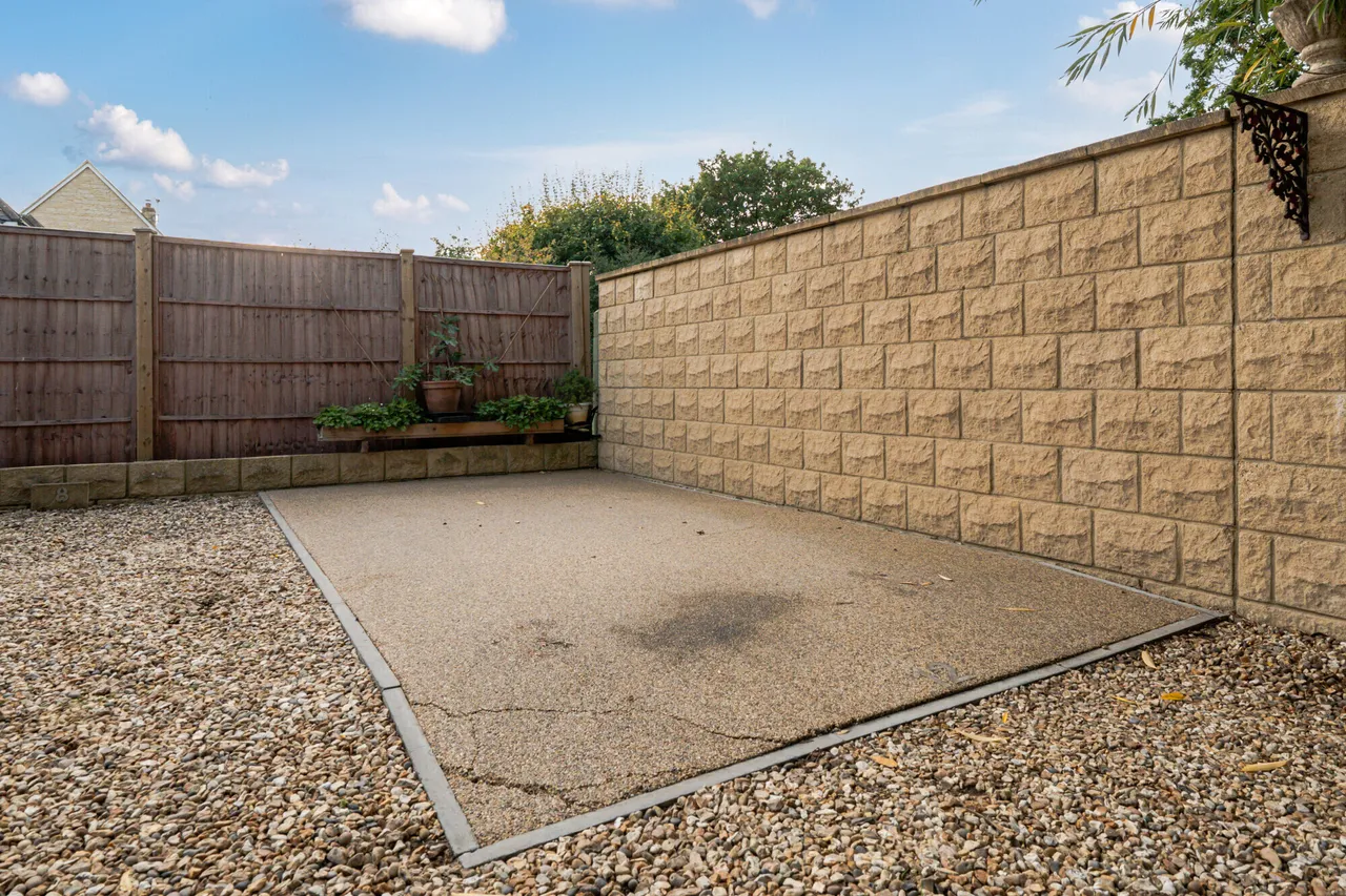 Station Road, Malmesbury, SN16, photo 13