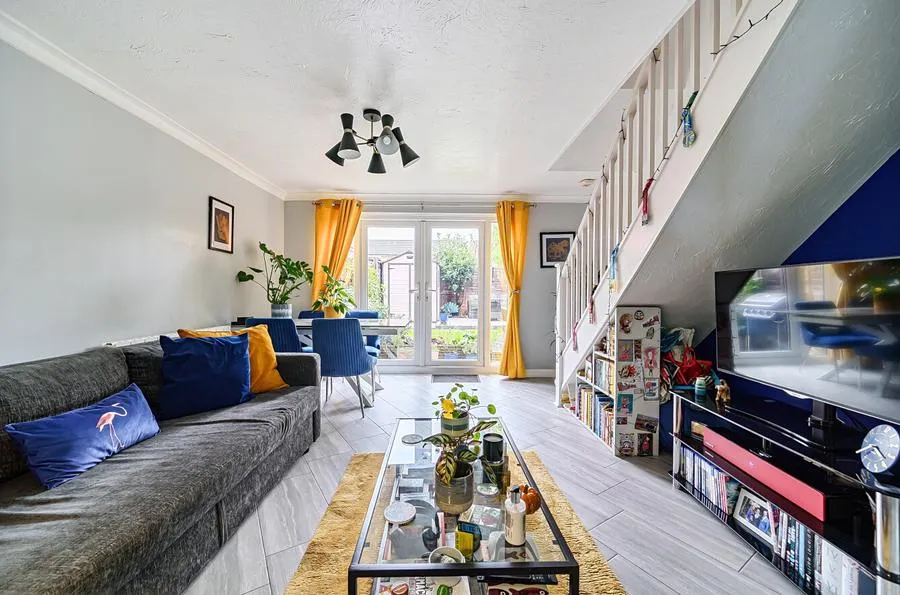 Statham Court, Bracknell, RG42, photo 12