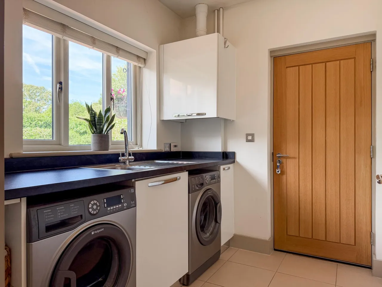 Moores Lane, East Bergholt, photo 12