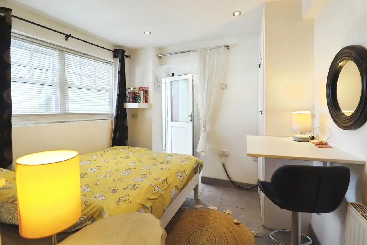 Orchard Place, Cardiff, CF11, photo 14