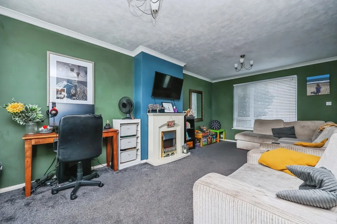 Highwray Grove, Nottingham, Nottinghamshire, NG11, photo 3