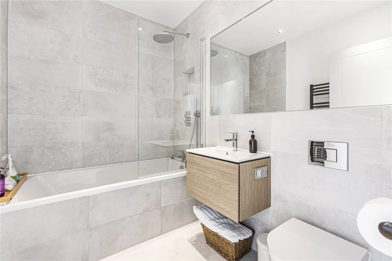 The Ridings, Ponsbourne Manor, Newgate Street, SG13 8QX, photo 17